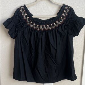 Old Navy Black Top with Embroidered Detail